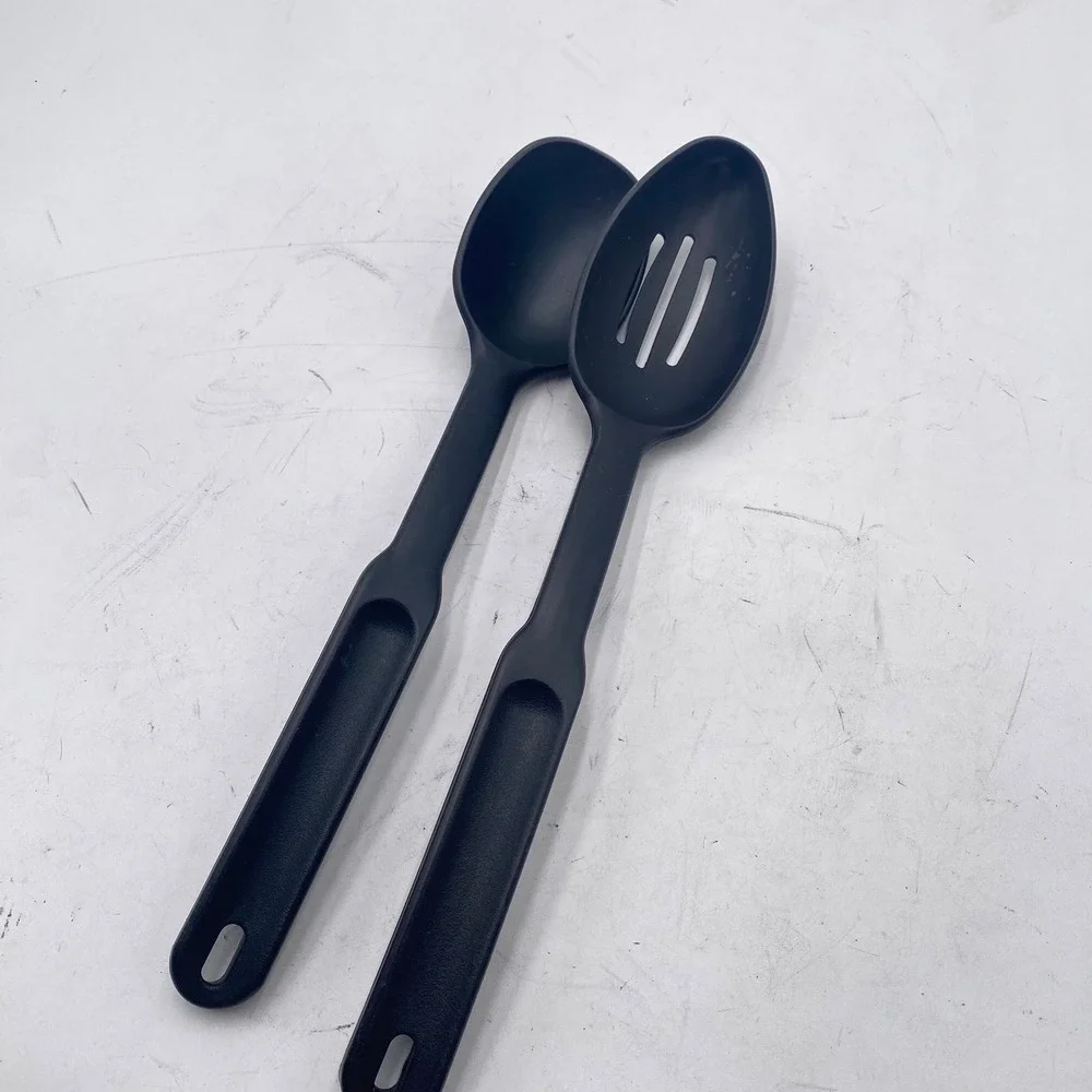 The Pampered Chef Slotted Solid Spoon Set Black Nylon Heat Resistant USA Kitchen